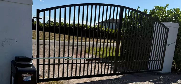 Driveway Fence Repair Oakland Park